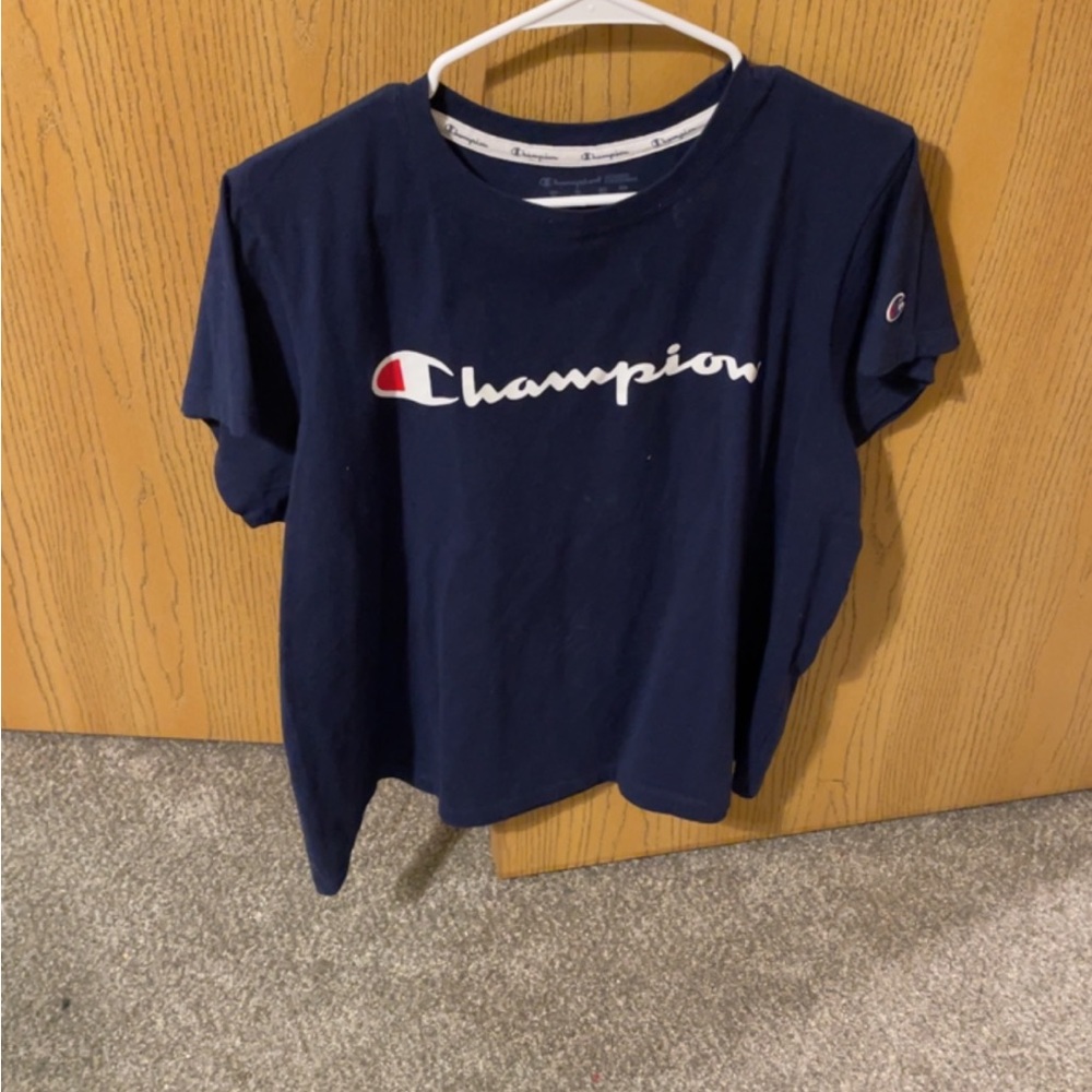 Champion t shirt